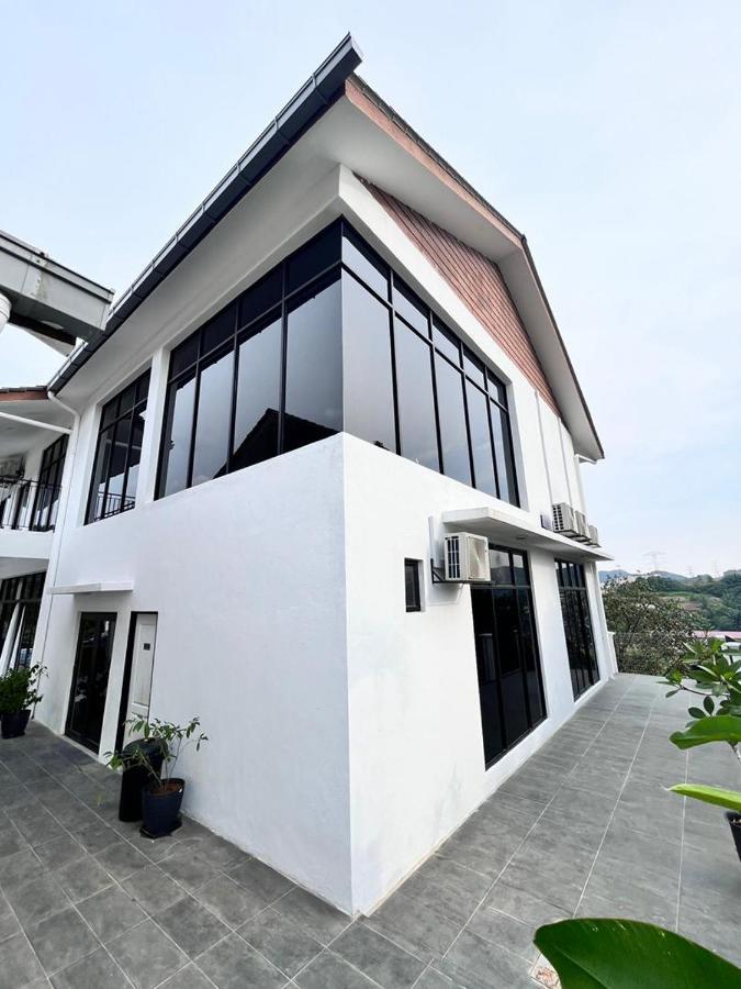 Jenderam Hill Villa Sepang Exteriör bild